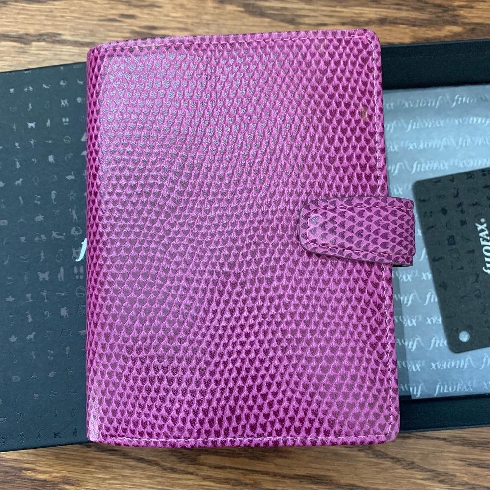 Filofax wallet organizer